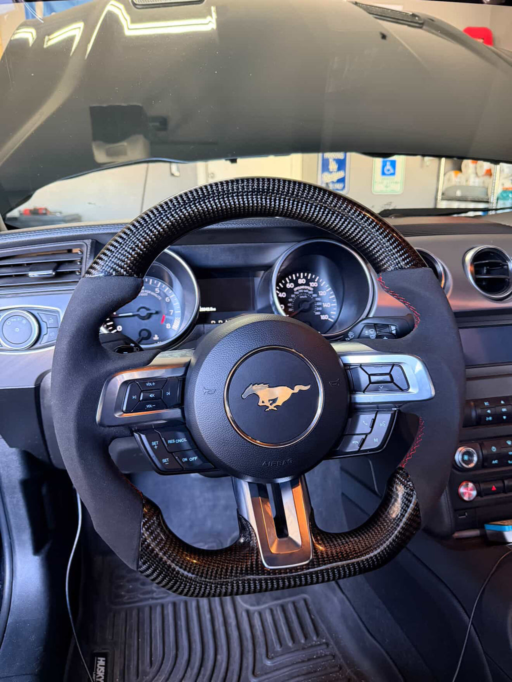 Ford Mustang custom steering wheel (CUSTOM ORDERS CLOSE 12/14)